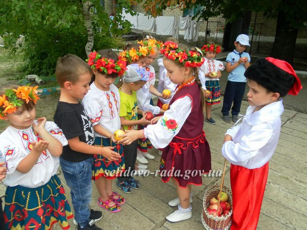 В Кураховке устроили яркий праздник для детей