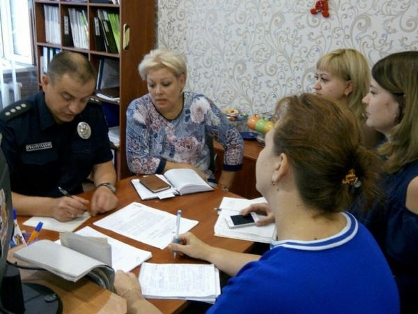 Профилактика детского попрошайничества в Новогродовке дает свои плоды