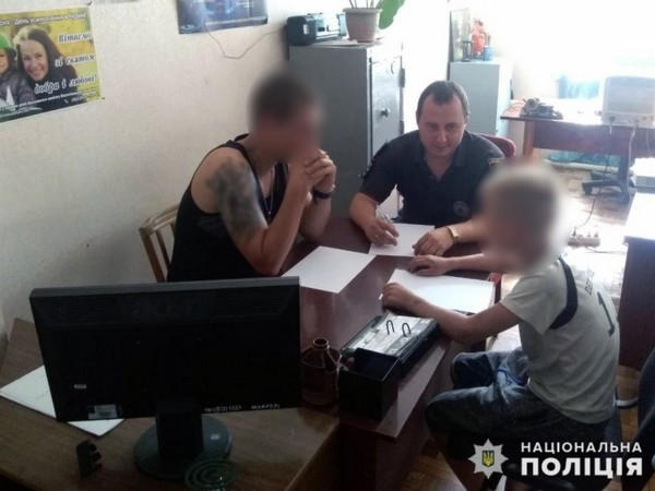 Жителю Мирнограда найти общий язык с пасынком помогла полиция