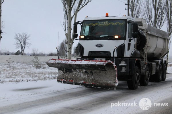 Как в Покровске боролись с последствиями первого снегопада