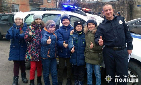 Селидовские школьники почувствовали себя настоящими полицейскими