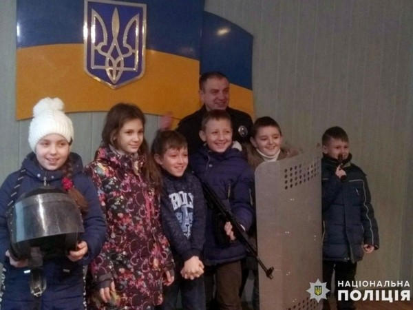 Селидовские школьники почувствовали себя настоящими полицейскими