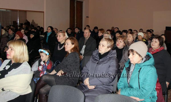 В Селидово отметили День Соборности Украины