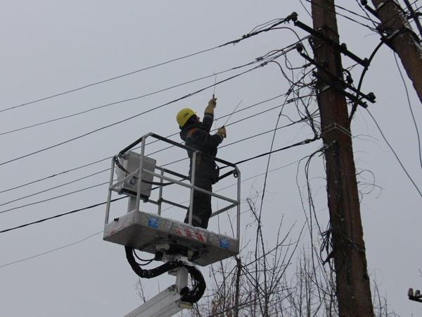 Электроснабжение Селидово и соседних населенных пунктов больше всего пострадало от непогоды