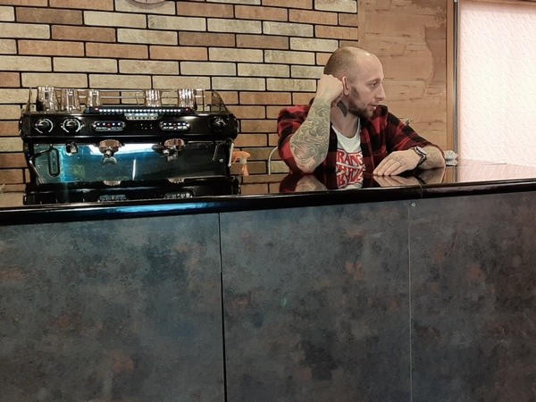 Участник АТО открыл кафе в Новогродовке
