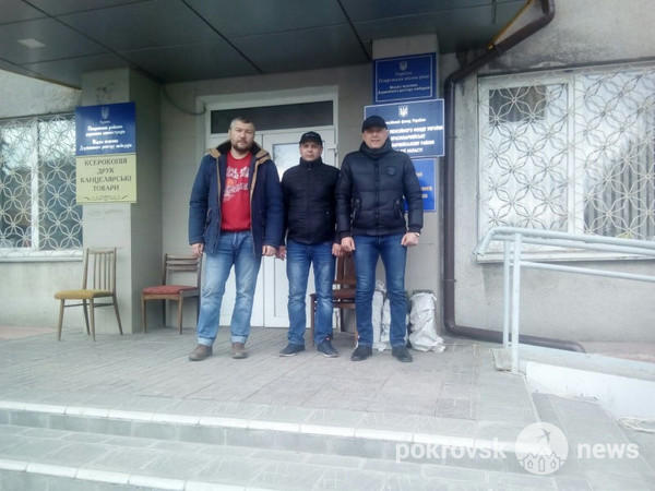 Несмотря на карантин, в Покровске уже второй месяц продолжается акция протеста шахтеров