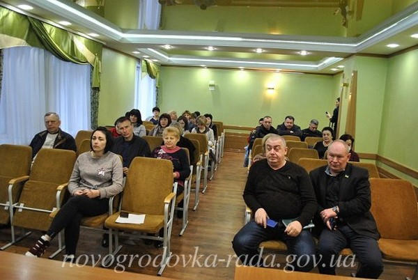 В Новогродовке провели экстренное заседание в связи с эпидемией коронавируса