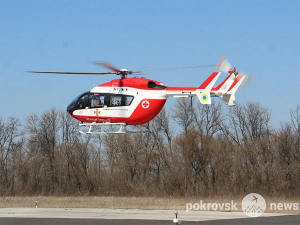 Беременную женщину из Покровска на вертолете доставили в Киев
