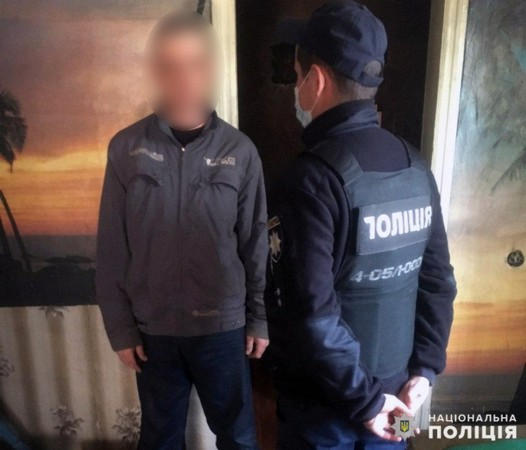 Во время карантина в Селидово и Покровске полицейские борются с домашним насилием