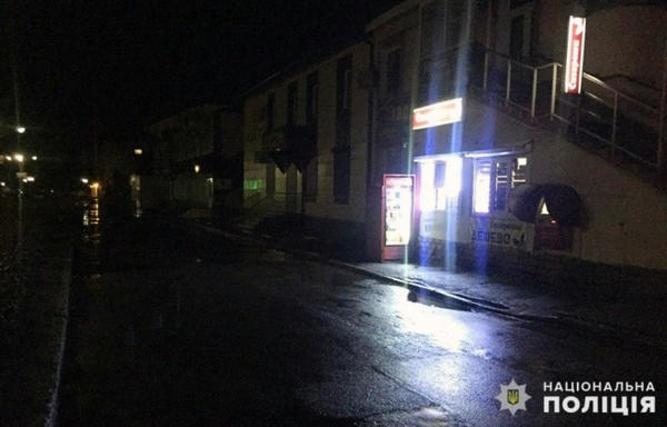 Конфликт возле киоска в Покровске закончился поножовщиной и смертью