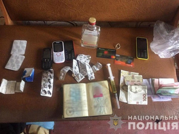 В Украинске задержали преступную группу, которая на торговле наркотиками зарабатывала миллионы гривен