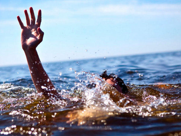 В одном из водоемов Покровского района утонул мужчина