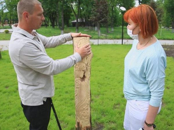 Парк «Юбилейный» в Покровске украсят необычные деревянные скульптуры