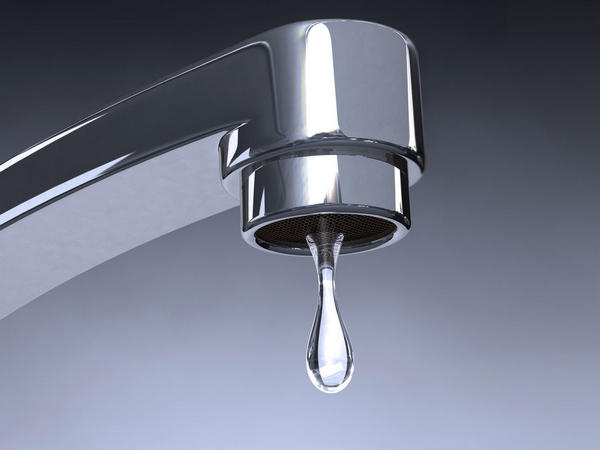 Жителям западной части Донетчины еще на 15% сократят подачу воды
