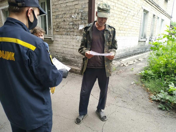 Жителям Украинска напомнили правила безопасного отдыха