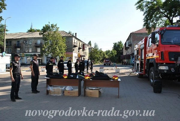 В Новогродовке спасатели устроили для детей незабываемый праздник