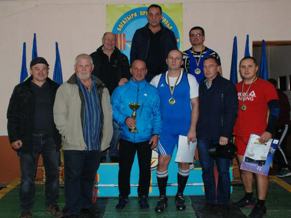 Тяжелоатлеты из Покровска завоевали 4 «золота» на чемпионате Украины