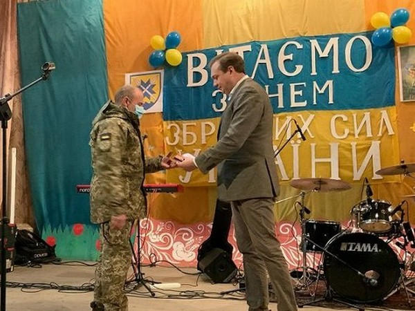 В Новогродовке прошли торжества по случаю Дня Вооруженных Сил Украины