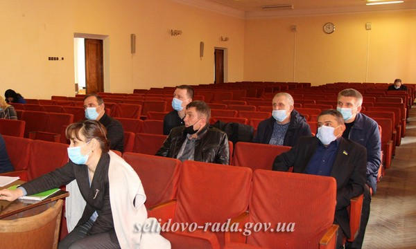 В Селидово депутаты снова сорвали сессию городского совета