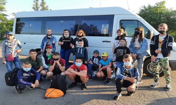 17 детей из Селидовской громады отправились отдыхать в Святогорск