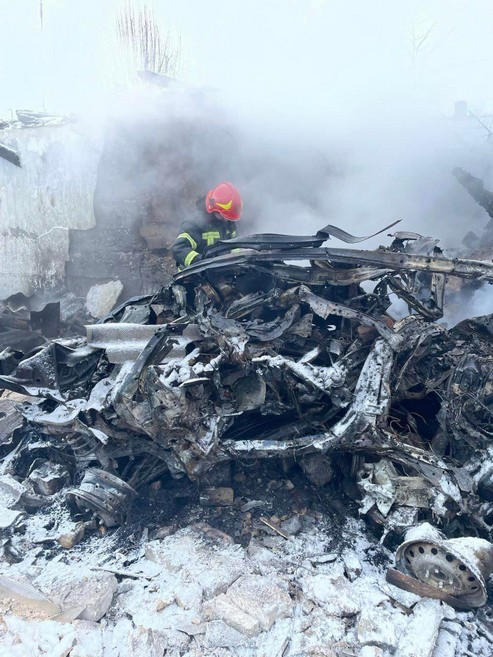 Горняк и Кураховка подверглись ракетным ударам: повреждены дома, полностью разрушен магазин