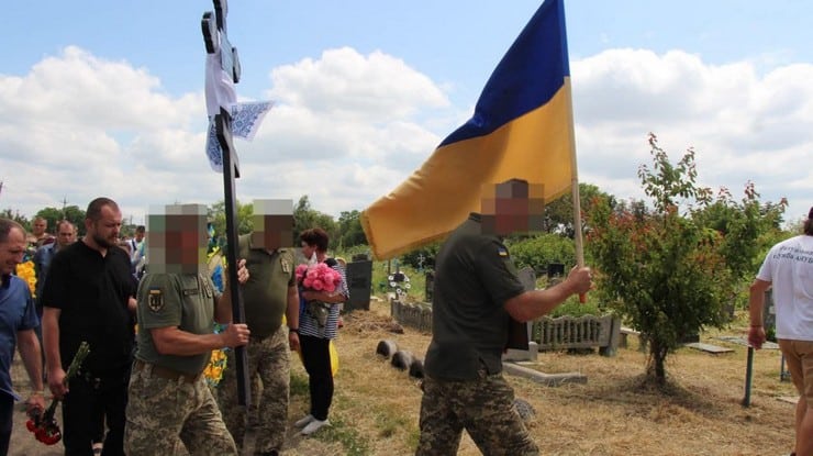 В Селидовской громаде простились с погибшим защитником Украины