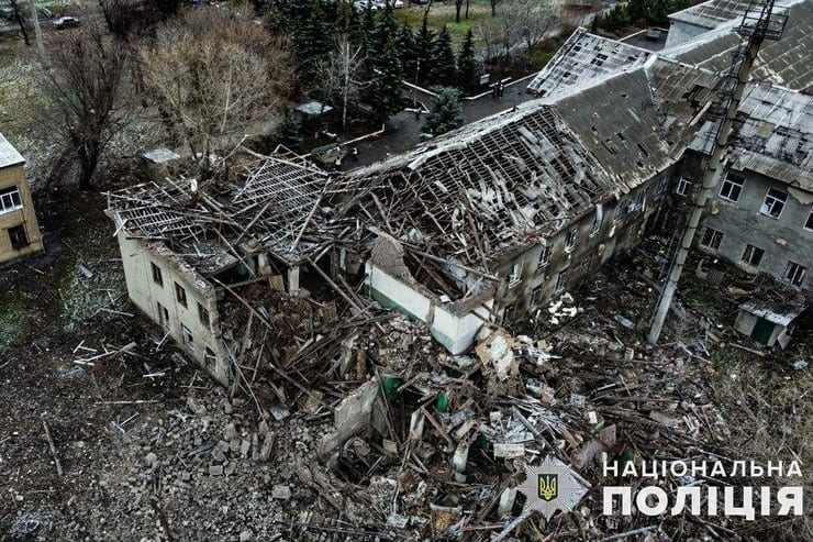 Як виглядає Новогродівка після ракетного удару та розповіді очевидців про нічний обстріл