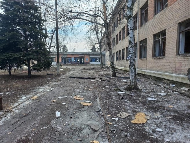 Що залишилося від школи у Гірнику після удару керованою авіаційною бомбою