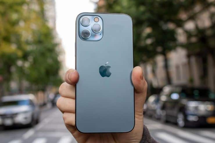 15-underscored iphone 12 pro review